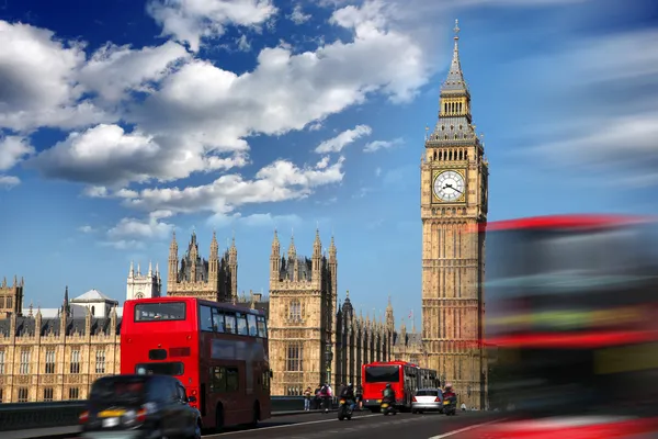 Big Ben with red double-decker in London, UK — Stock Photo, Image