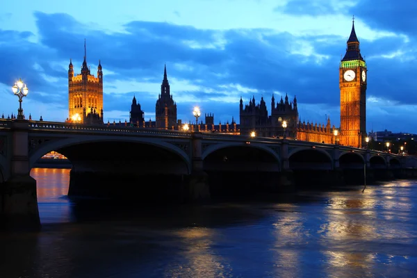 Big Ben dans la soirée, Londres, Royaume-Uni — Photo
