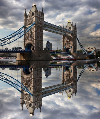 güzel bir akşam, Londra, Birleşik Krallık kule köprü