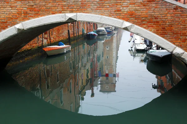 Venetië met canal in Italië — Stockfoto