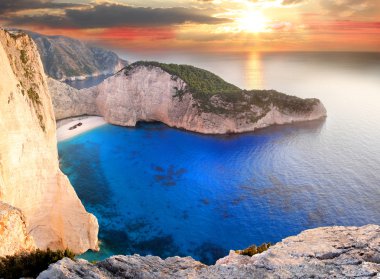 navagio plaj ile batık zakynthos Adası