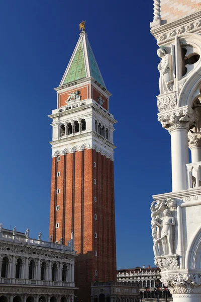 Venice with Doge palace on Piazza San Marco in Italy — Stock Photo, Image