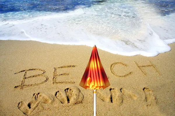 El yazısıyla yazılmış bir plajda kum plaj — Stok fotoğraf