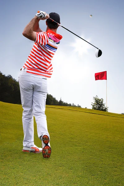Man playing golf — Stock Photo, Image