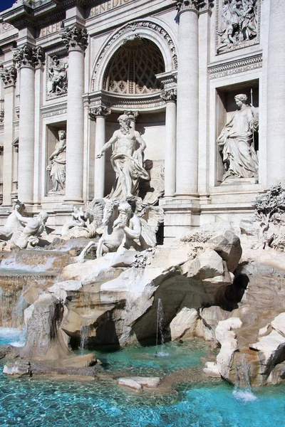 Roma com Fontana di Trevi na Itália — Fotografia de Stock