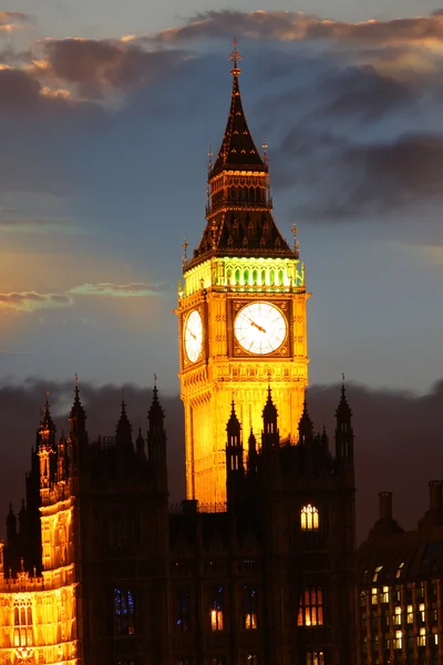 Berühmter big ben in london, uk — Stockfoto