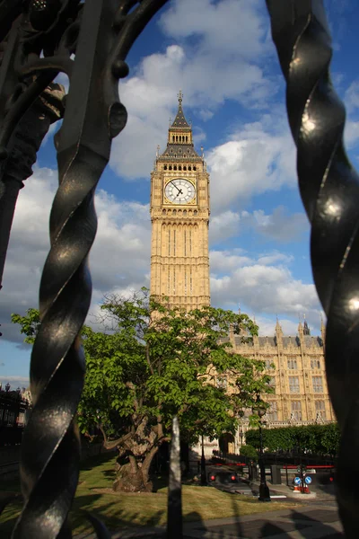 Famoso Big Ben a Londra, Regno Unito — Foto Stock
