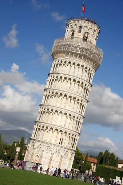 有名なピサの斜塔イタリア — ストック写真
