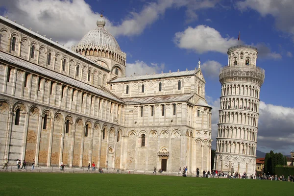 Famosa Torre Inclinada de Pisa na Itália — Fotografia de Stock