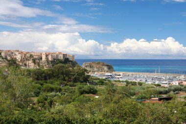 İtalya, calabria, eski kasaba tropea kaya