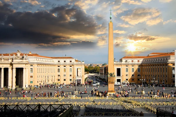 Plaza de San Pietro, Vaticano, Roma, Italia — Foto de Stock