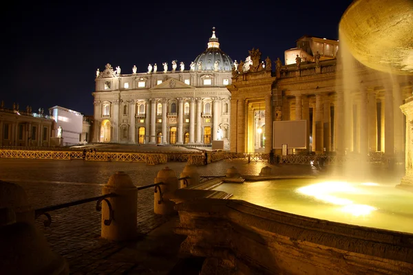 Basilica di san pietro, Vatikán, Řím, Itálie — Stock fotografie