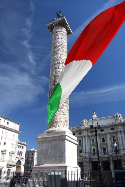 Columna Trajans en Roma, Italia — Stok fotoğraf
