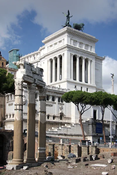 罗马，维托里奥 · 埃、 威尼斯广场 — 图库照片
