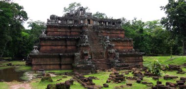 Phimeanakas templ, Angkor, Siem Reap. Cambodia clipart