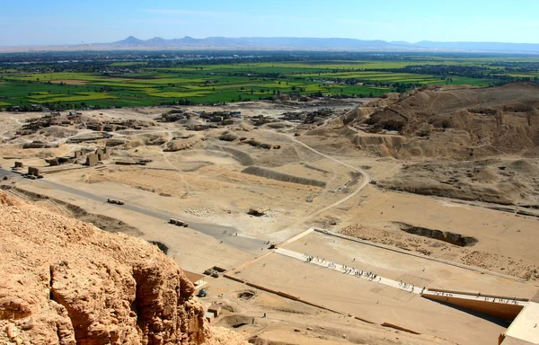 Κοιλάδα θέα στο Νείλο από πάνω το ναό της Χατσεπσούτ, της — Φωτογραφία Αρχείου