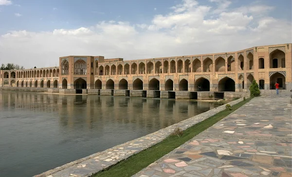 Brücke in esfahan. iran — Stockfoto