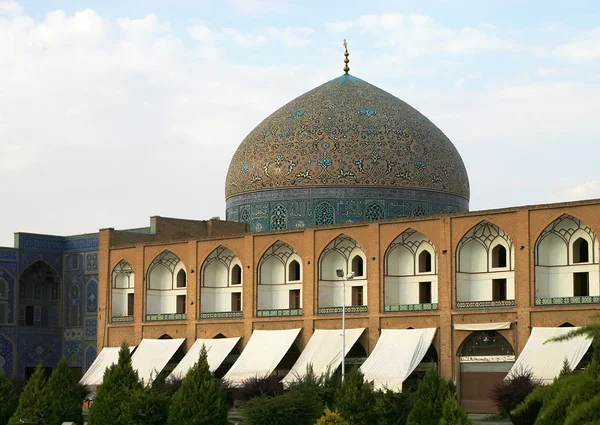 Lotfolláh sejk mecset. Imám tér. Iszfahán. Irán. — Stock Fotó