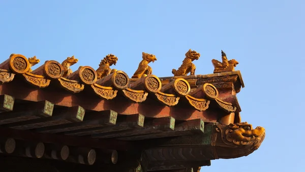 Decorações do telhado imperial. Cidade Proibida. Pequim. China — Fotografia de Stock