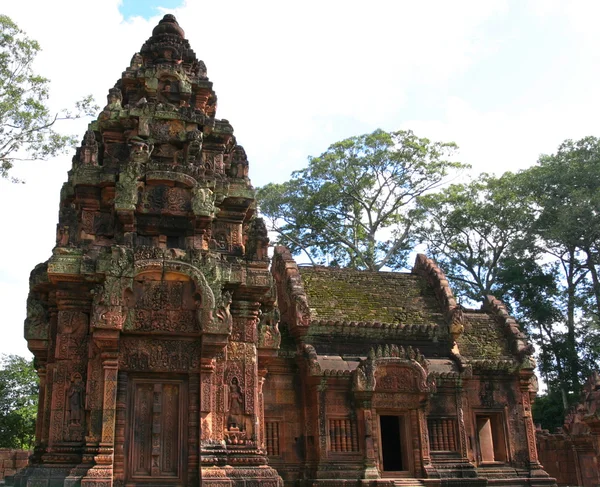 Banteay srei tempel. Angkor. Siem oogst. Cambodja — Stockfoto