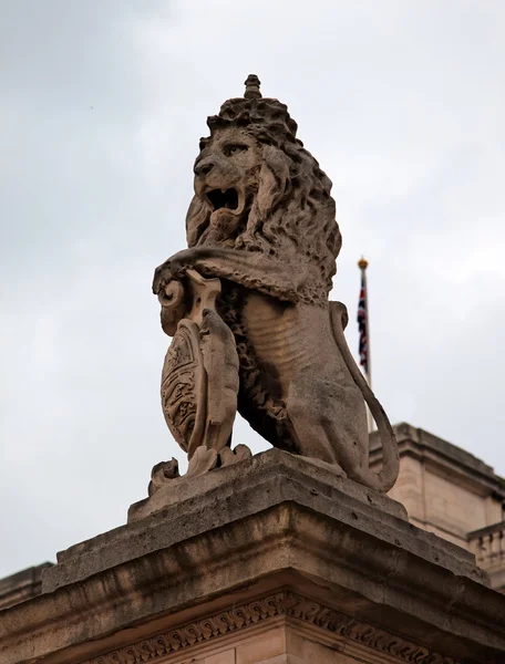 Columna de valla. Detalle. Palacio de Buckingham. Londres.UK . — Foto de Stock