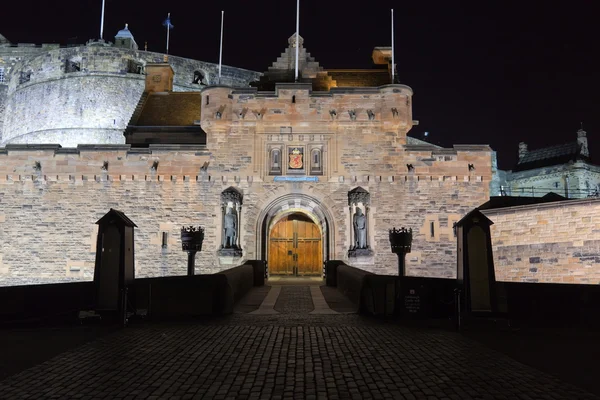 Castle at night. Edinburgh. Scotland. UK. — Stock Photo, Image