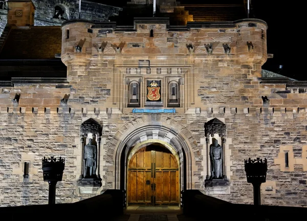 Castello di notte. Edimburgo. Scozia. Regno Unito . — Foto Stock