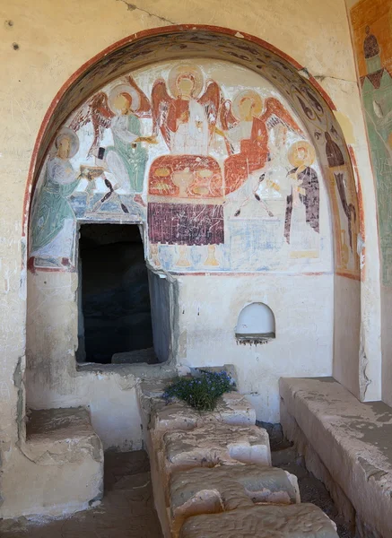 Murals in cave refectory. David Gareja monastery. Kakheti. Georgia. — Stock Photo, Image