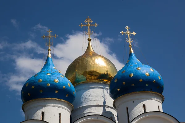 Catedral da Assunção. Sergiev Posad. Rússia . — Fotografia de Stock