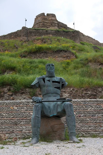 Pomnik gruziński wojowników. Gori. Gruzja. — Zdjęcie stockowe