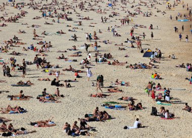 ünlü bondi Beach güneşlenenbirileri varsa