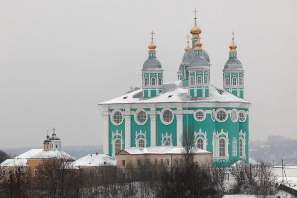 Katedrála Nanebevzetí Panny Marie (Uspenský). smolenk. Rusko. — Stock fotografie