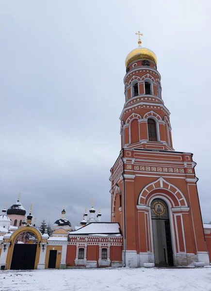 Bell tower in orthodox monastery Davidova Pustin in winter. Chekhov. Moscow region. Russia. — Stock Photo, Image