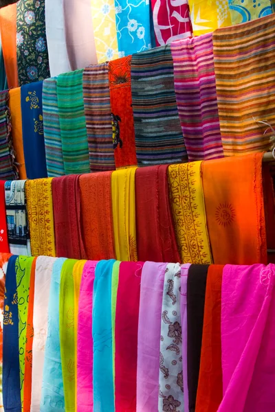 Bufandas multicolores —  Fotos de Stock