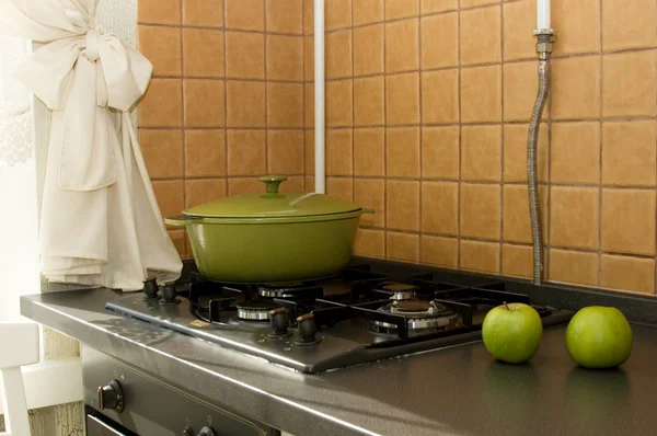 Panela no fogão — Fotografia de Stock