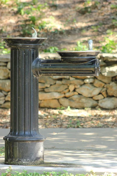 Античный фонтан — стоковое фото