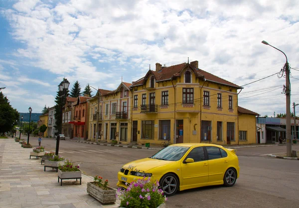 Centrala gatan i en liten stad i provinsen — Stockfoto