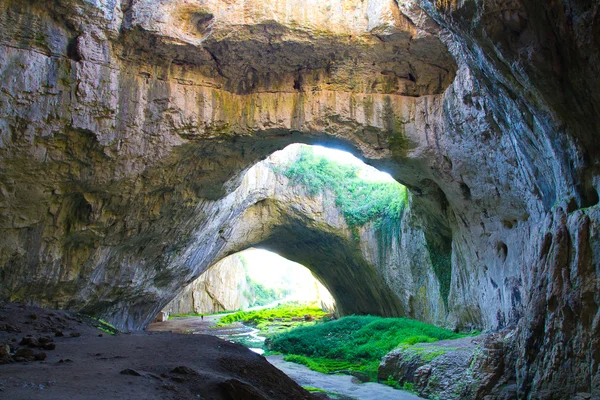Devetashka 동굴 2 스톡 이미지