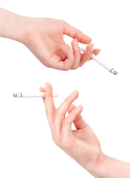Χέρι με τσιγάρο που απομονώνονται σε λευκό φόντο — Φωτογραφία Αρχείου