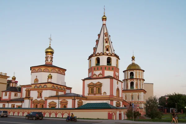 Phenomenon of the Lord Cathedral (Cathedral of the Epiphany) in Irkutsk — Stock Photo, Image