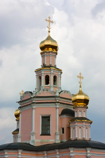 教会的鲍里斯与格列布在 zyuzino，莫斯科，俄罗斯 — 图库照片