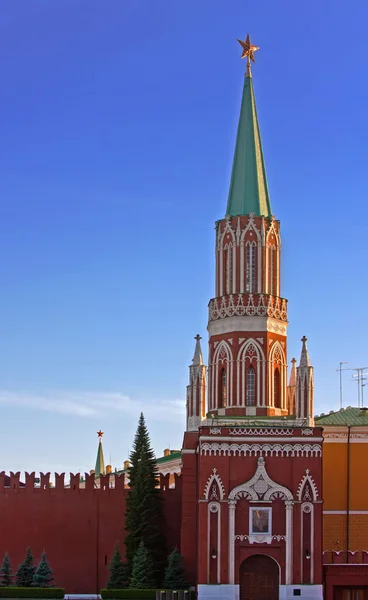 Никольская башня Московского Кремля, Россия — стоковое фото