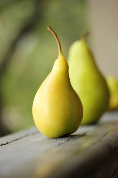 Byn gula päron — Stockfoto