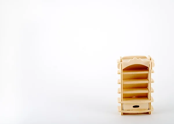Дерев'яна полиця для іграшок ручної роботи — стокове фото