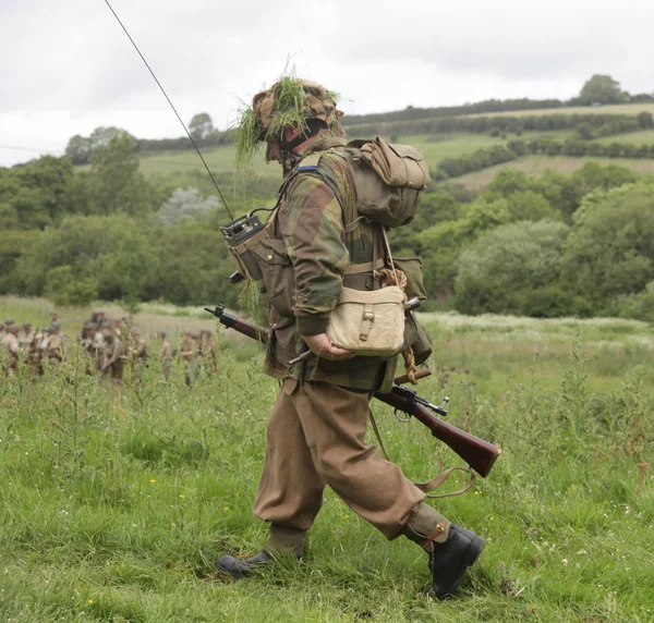 Regno Unito seconda guerra mondiale truppe in battaglia — Foto Stock