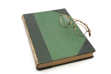 Gözlüklü antiqu kitap