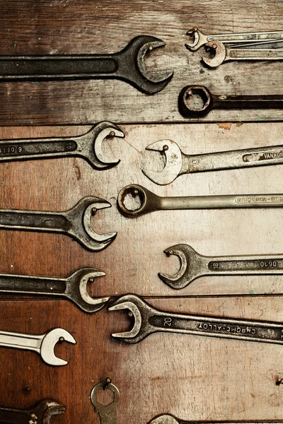 Set of wrenches hanging on a wall, do it yourself — Stock Photo, Image