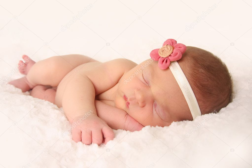 Bebé niña: fotografía de stock © Hannamariah #11088947