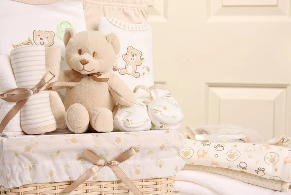 Baby gift basket — Stock Photo, Image