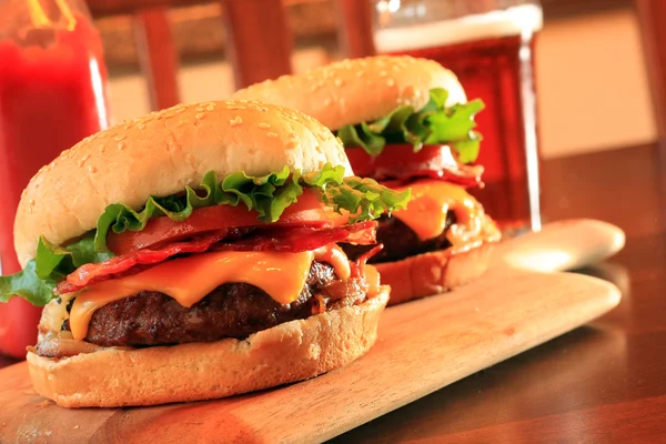 Slanina cheeseburger — Stock fotografie
